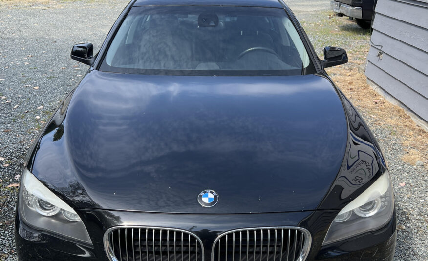 2009 BMW 750i NO ACCIDENTS